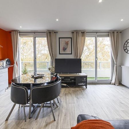 Chic Appartement Vue Sur Parc Au Calme อองเชร์ ภายนอก รูปภาพ